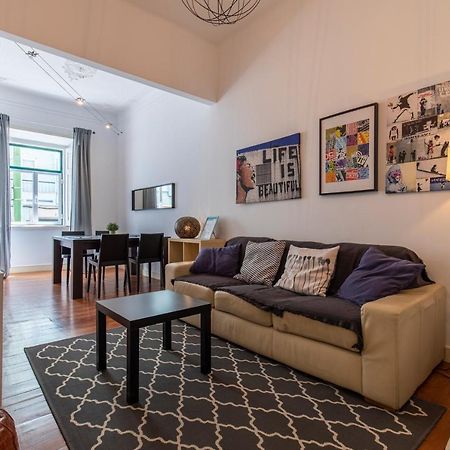 Typical 2Bdr Apartment In Lisbon By Lovelystay Bagian luar foto