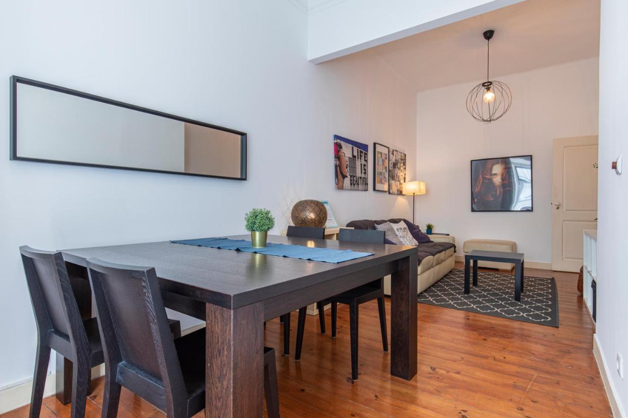 Typical 2Bdr Apartment In Lisbon By Lovelystay Bagian luar foto