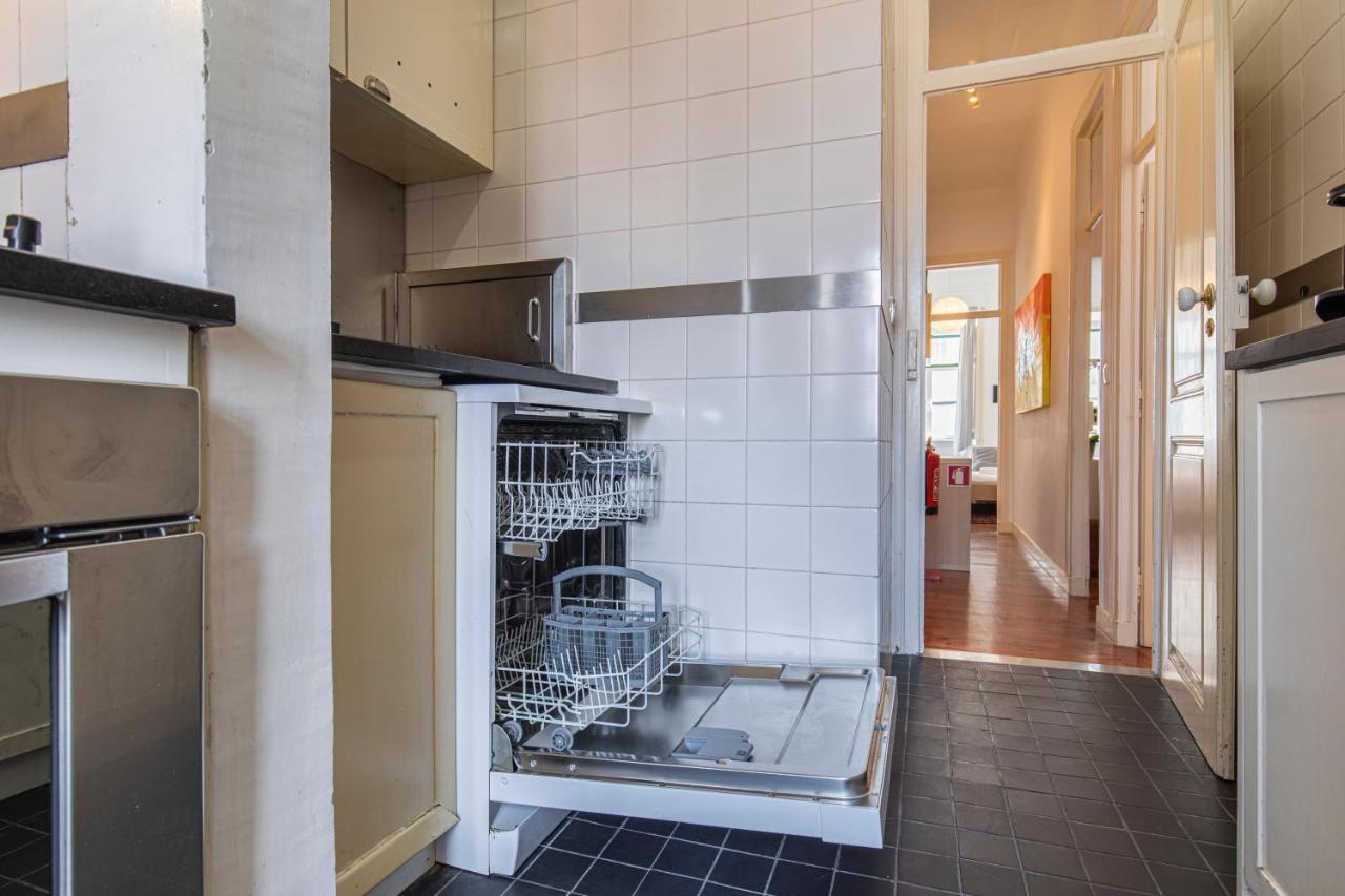 Typical 2Bdr Apartment In Lisbon By Lovelystay Bagian luar foto