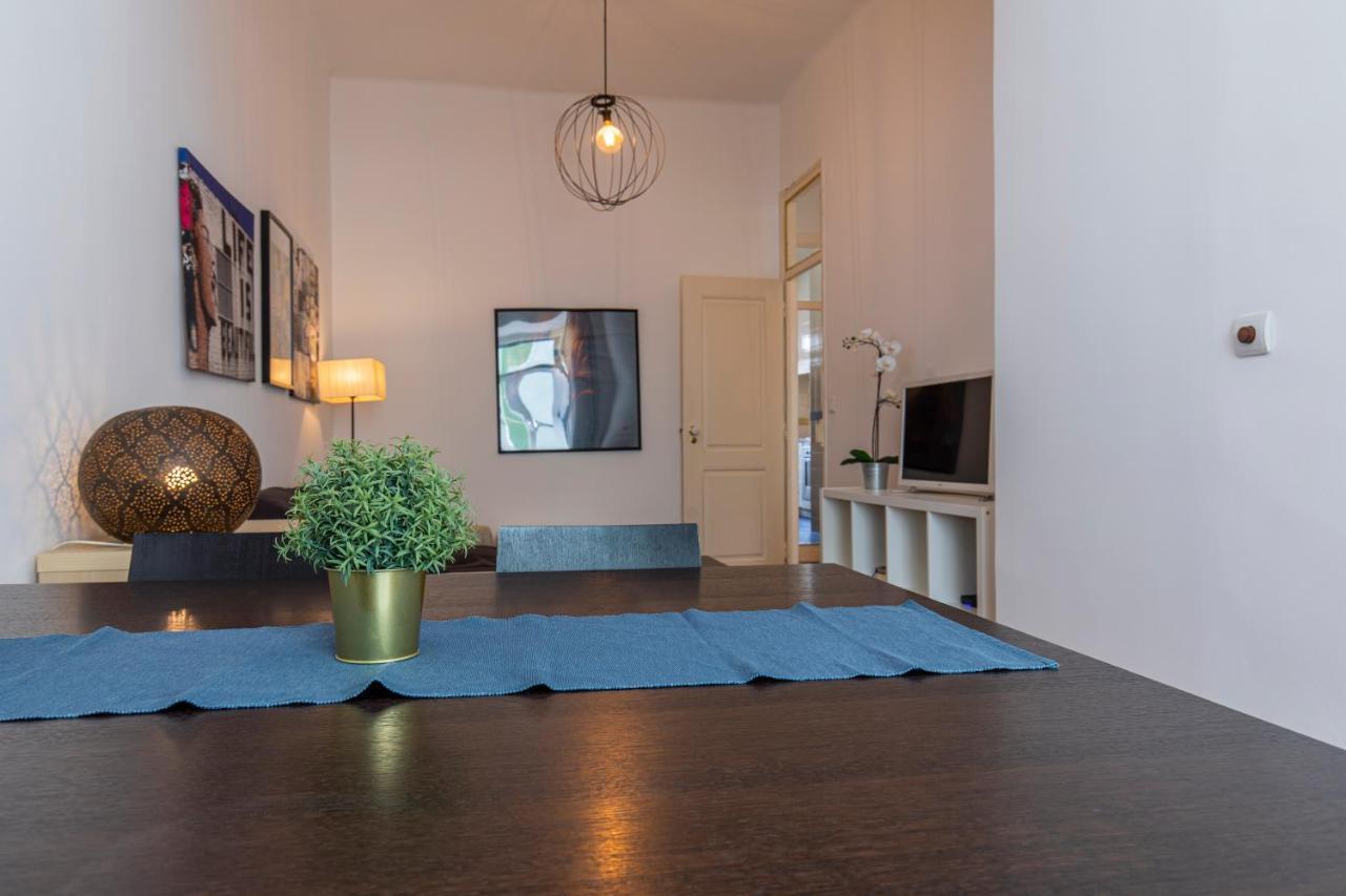 Typical 2Bdr Apartment In Lisbon By Lovelystay Bagian luar foto